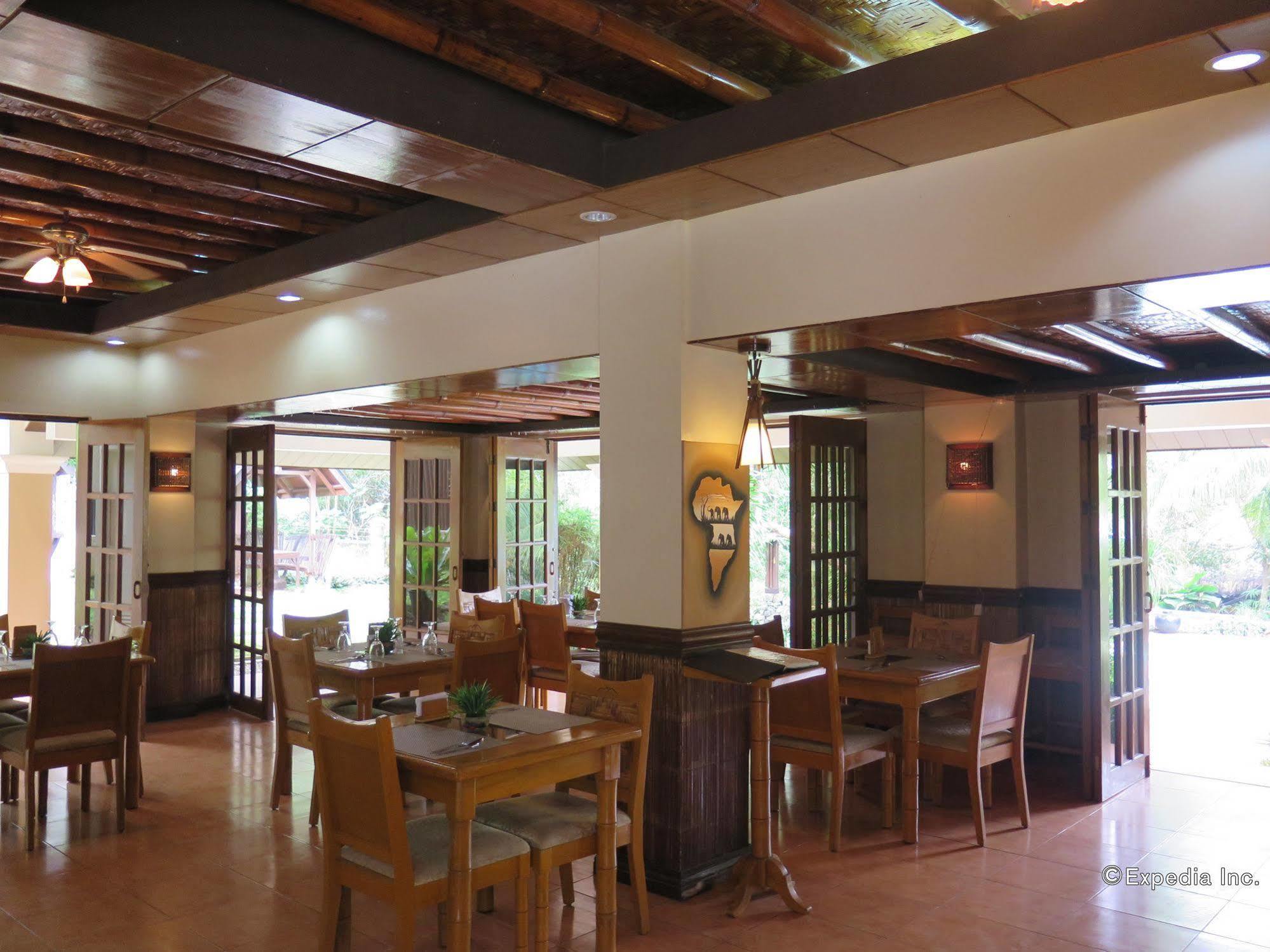 G'S Grand Resort And Convention Center Panglao Esterno foto