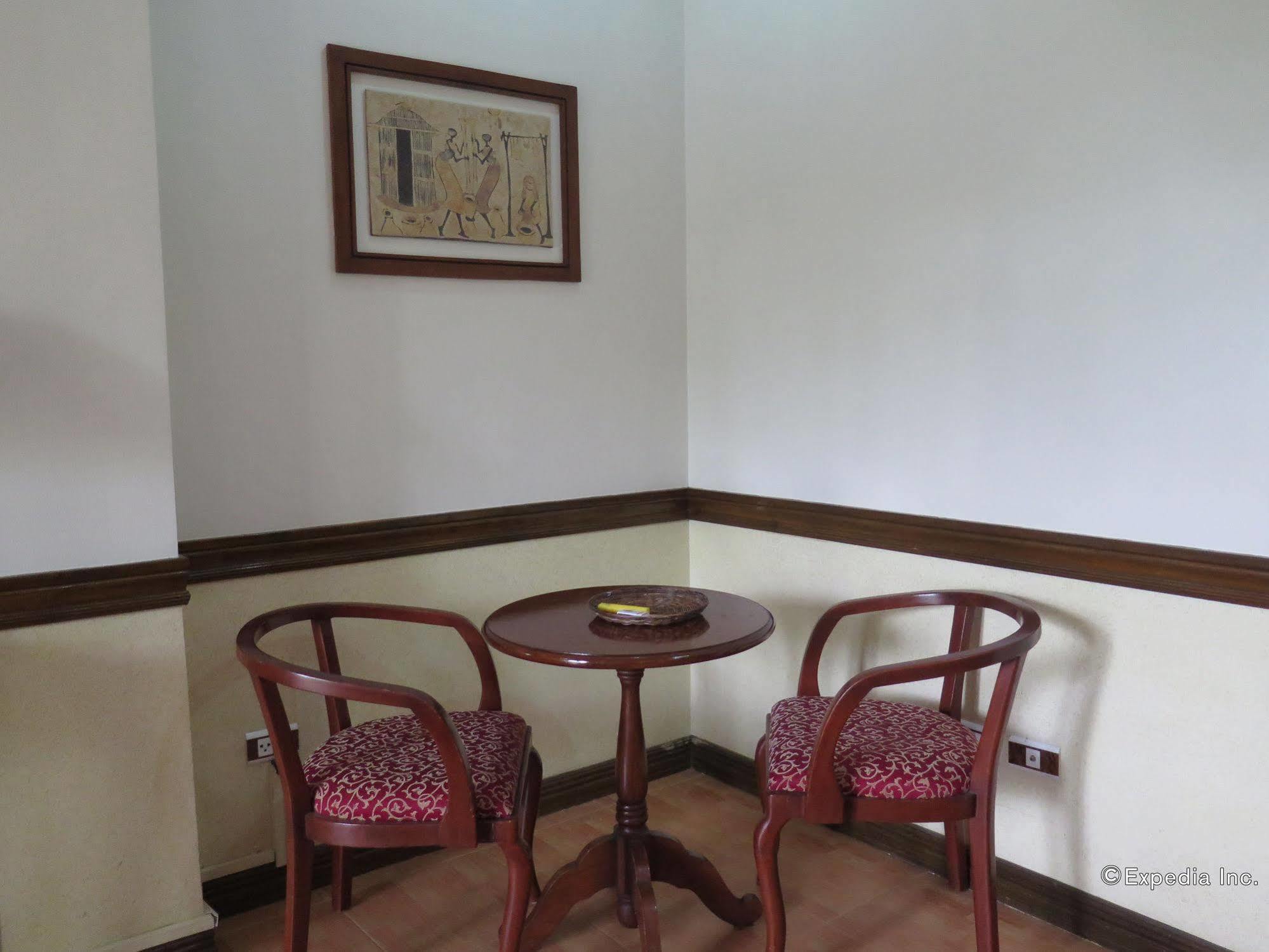 G'S Grand Resort And Convention Center Panglao Esterno foto