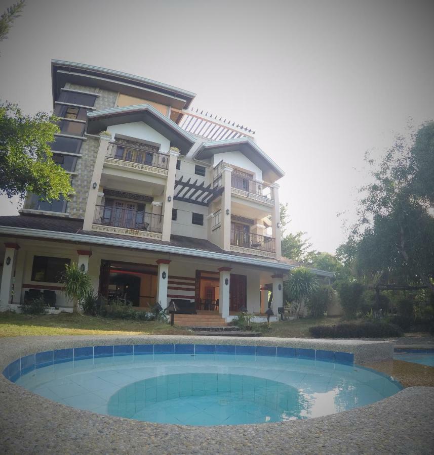 G'S Grand Resort And Convention Center Panglao Esterno foto